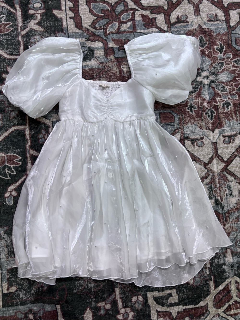 Main Strip White Shimmery Puff-Sleeve Mini Dress